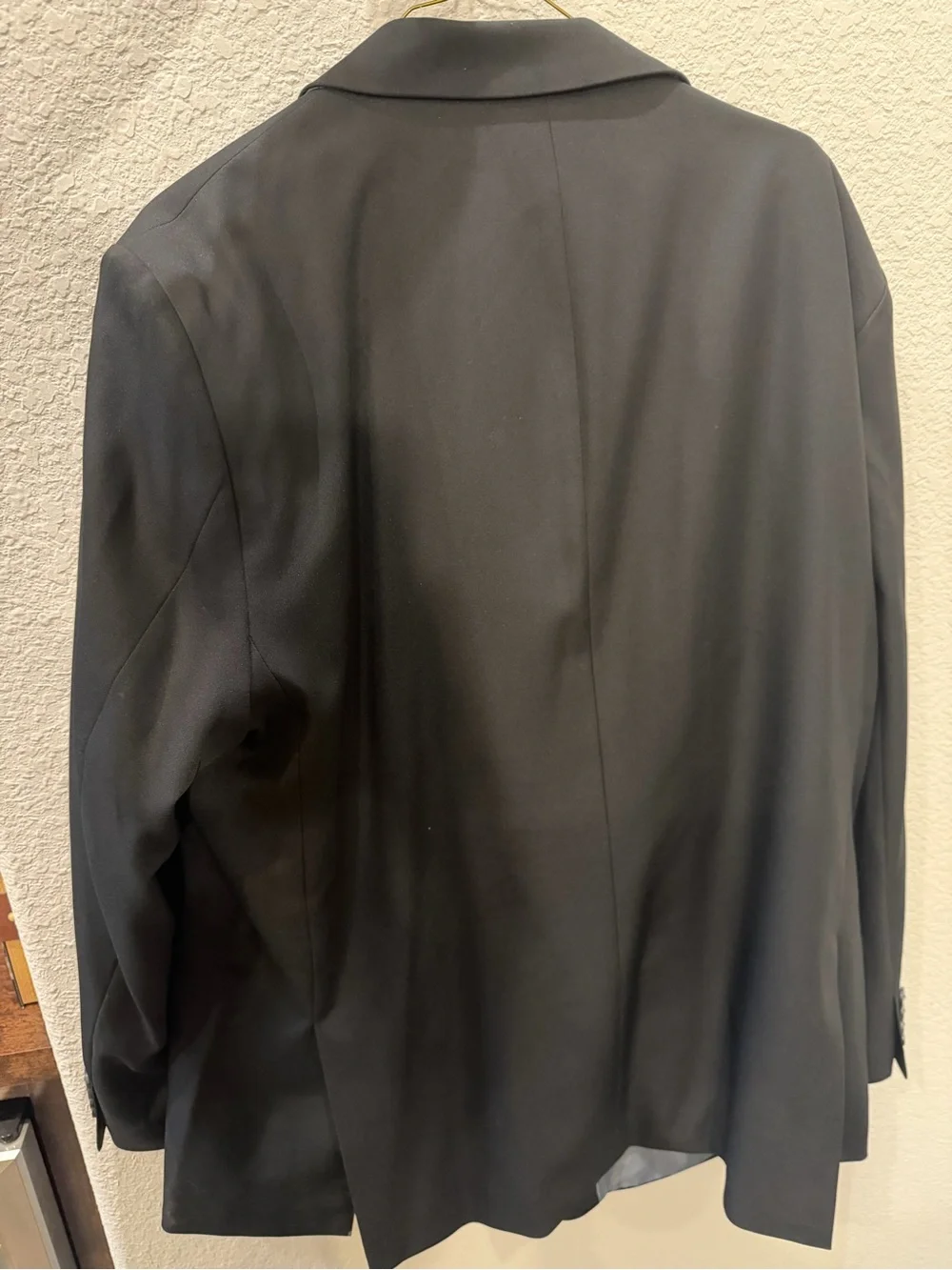 Haggar Black Sport Coat with Blue Lining size 50R